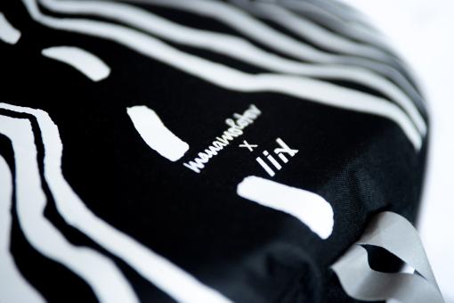 Liix Saddle Cover Manamolotov Road 3